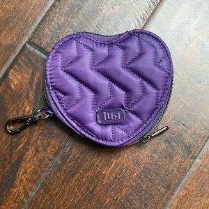 Lug Heart Pouch